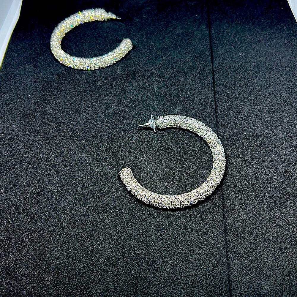 Bling strong AB/Silver Hoops